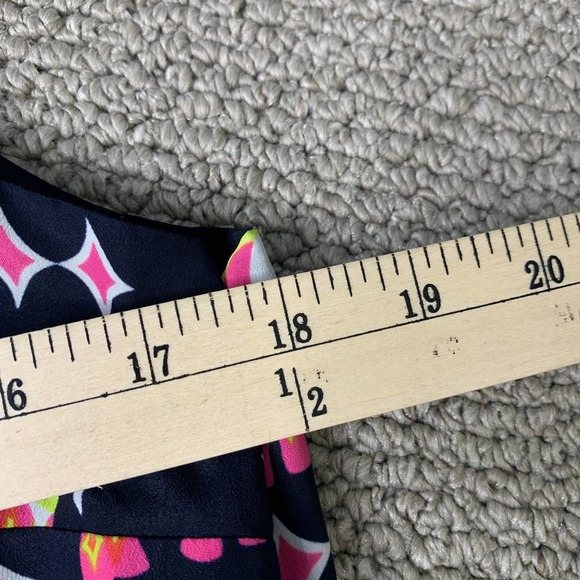 Crown & Ivy Womens Dress Size 4P Blue Elephant Print Sleeveless Sheath Lined - Picture 9 of 12